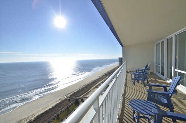 Carousel Resort Hotel & Condominiums