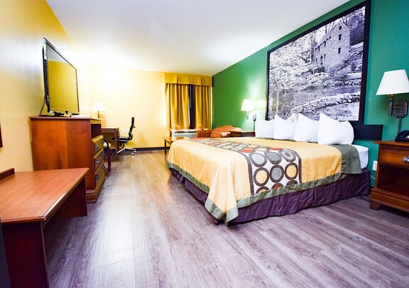 Super 8 by Wyndham Searcy AR